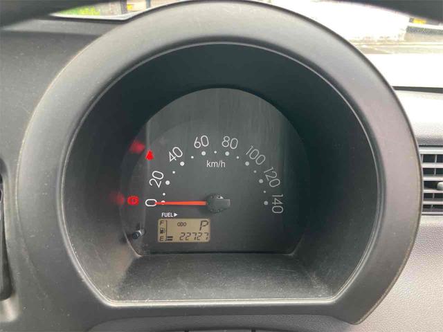 ハイゼットカーゴ 　軽バン　ＡＴ　両側スライドドア　キーレスエントリー　アルミホイール　エアコン　パワーウィンドウ　運転席エアバッグ　助手席エアバッグ（38枚目）
