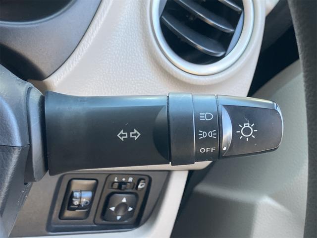 デイズ Ｘ　ＥＴＣ　バックカメラ　スマートキー　アイドリングストップ　電動格納ミラー　ベンチシート　ＣＶＴ　盗難防止システム　ＡＢＳ　ＣＤ　ミュージックプレイヤー接続可　アルミホイール　衝突安全ボディ　エアコン（9枚目）
