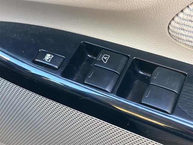 デイズ Ｘ　ＥＴＣ　バックカメラ　スマートキー　アイドリングストップ　電動格納ミラー　ベンチシート　ＣＶＴ　盗難防止システム　ＡＢＳ　ＣＤ　ミュージックプレイヤー接続可　アルミホイール　衝突安全ボディ　エアコン（15枚目）