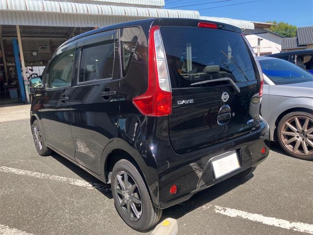 デイズ Ｘ　ＥＴＣ　バックカメラ　スマートキー　アイドリングストップ　電動格納ミラー　ベンチシート　ＣＶＴ　盗難防止システム　ＡＢＳ　ＣＤ　ミュージックプレイヤー接続可　アルミホイール　衝突安全ボディ　エアコン（26枚目）