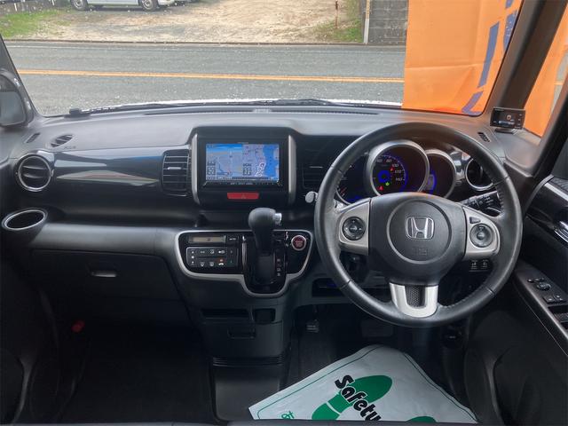 Ｎ－ＢＯＸカスタム Ｇ・ターボパッケージ　ドライブレコーダー　ＥＴＣ　両側電動スライドドア　ナビ　ＴＶ　オートクルーズコントロール　オートライト　ＨＩＤ　スマートキー　アイドリングストップ　電動格納ミラー　ＣＶＴ　盗難防止システム　ＡＢＳ（2枚目）