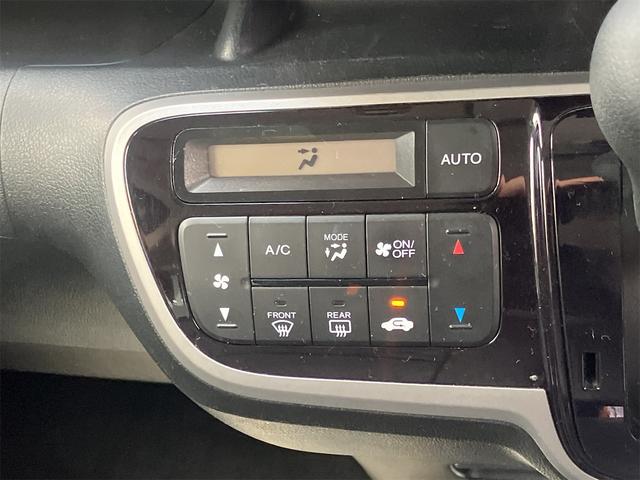 Ｎ－ＢＯＸカスタム Ｇ・ターボパッケージ　ドライブレコーダー　ＥＴＣ　両側電動スライドドア　ナビ　ＴＶ　オートクルーズコントロール　オートライト　ＨＩＤ　スマートキー　アイドリングストップ　電動格納ミラー　ＣＶＴ　盗難防止システム　ＡＢＳ（6枚目）