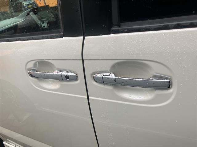 Ｎ－ＢＯＸカスタム Ｇ・ターボパッケージ　ドライブレコーダー　ＥＴＣ　両側電動スライドドア　ナビ　ＴＶ　オートクルーズコントロール　オートライト　ＨＩＤ　スマートキー　アイドリングストップ　電動格納ミラー　ＣＶＴ　盗難防止システム　ＡＢＳ（32枚目）