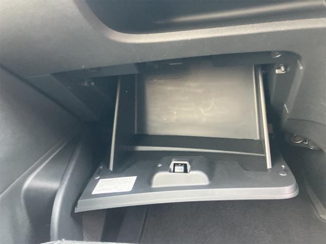 セレナ ハイウェイスターＶ　ＥＴＣ　全周囲カメラ　ナビ　ＴＶ　クリアランスソナー　オートクルーズコントロール　衝突被害軽減システム　両側電動スライドドア　オートライト　ＬＥＤヘッドランプ　スマートキー　アイドリングストップ（45枚目）