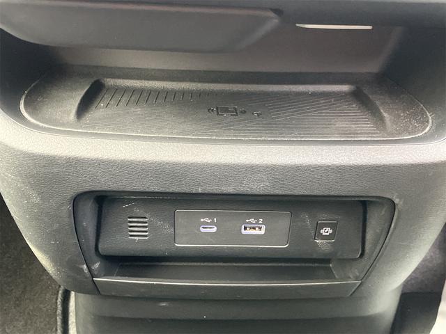 セレナ ハイウェイスターＶ　ＥＴＣ　全周囲カメラ　ナビ　ＴＶ　クリアランスソナー　オートクルーズコントロール　衝突被害軽減システム　両側電動スライドドア　オートライト　ＬＥＤヘッドランプ　スマートキー　アイドリングストップ（49枚目）