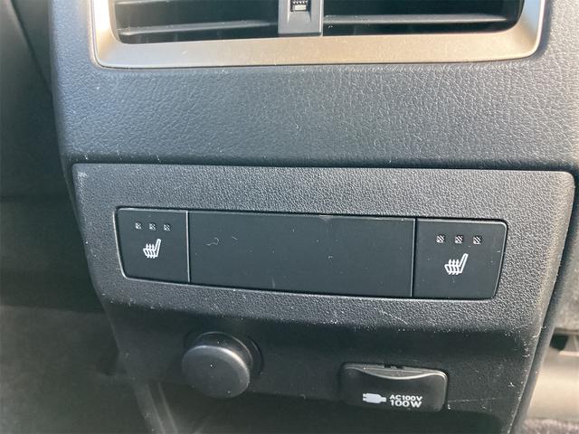 ＲＸ ＲＸ２００ｔ　バージョンＬ　全周囲カメラ　クリアランスソナー　オートクルーズコントロール　レーンアシスト　パワーシート　衝突被害軽減システム　サンルーフ　ナビ　ＴＶ　オートマチックハイビーム　オートライト　ＬＥＤヘッドランプ（67枚目）