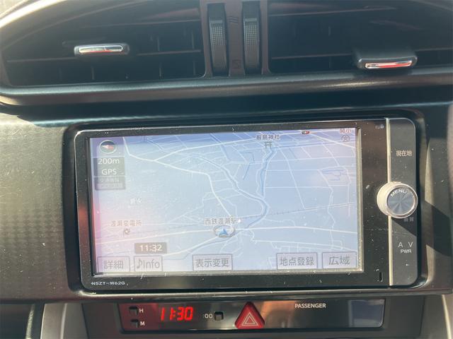 86 GTリミテッド ETC ナビ TV AT オートライト HID LEDヘッドランプ スマートキー 電動格納ミラー シートヒーター アルミホイール 盗難防止システム 衝突安全ボディ ABS ESC CD DVD再生(3枚目)