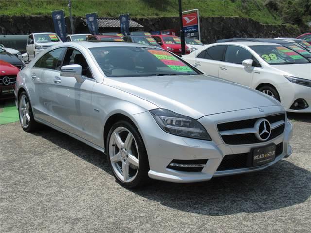 ＣＬＳクラス ＣＬＳ３５０　ブルーＥＦ　ＡＭＧスポーツＰ　エアコン　パワステ　パワーウィンドウ　ＡＢＳ　サンルーフ　本革シート　バックカメラ　ナビ地デジ　ＥＴＣ　アルミホイール　キーレスエントリー（11枚目）