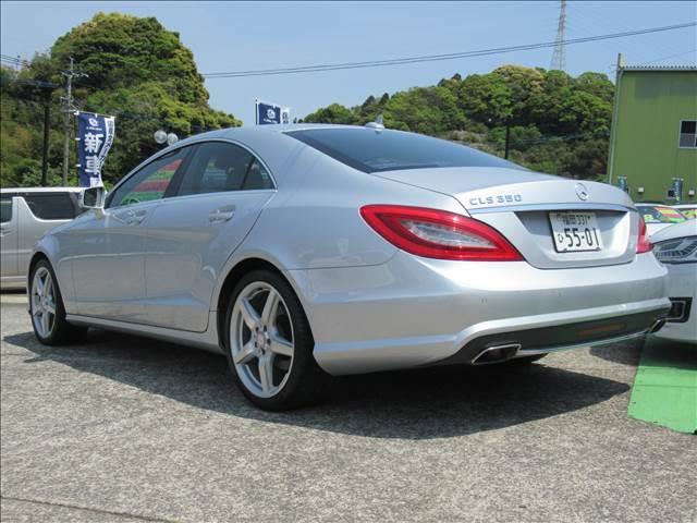 ＣＬＳクラス ＣＬＳ３５０　ブルーＥＦ　ＡＭＧスポーツＰ　エアコン　パワステ　パワーウィンドウ　ＡＢＳ　サンルーフ　本革シート　バックカメラ　ナビ地デジ　ＥＴＣ　アルミホイール　キーレスエントリー（17枚目）