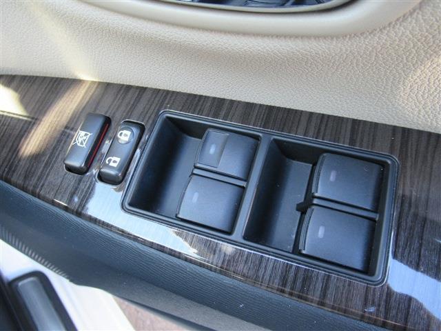 アベンシスワゴン ２．０Ｌｉ（2枚目）