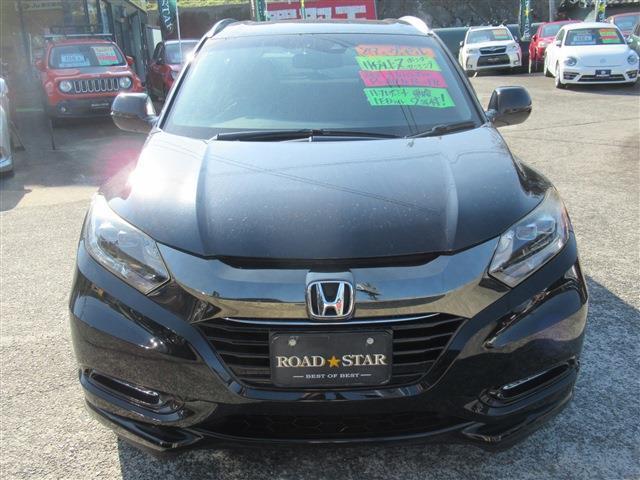 ヴェゼル 　１．５　ＨＹＢＲＩＤ　Ｚ　オートライト　ハーフレザーシート　ＬＥＤヘッドランプ　レーンアシスト　衝突被害軽減システム　キーレスエントリー　スマートキー　Ｂｌｕｅｔｏｏｔｈ　バックカメラ（3枚目）