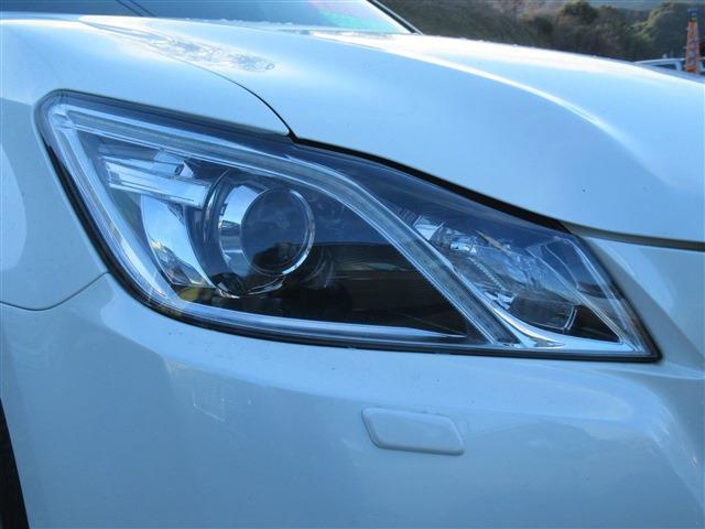 クラウン 　２．５　ハイブリッド　アスリートＧ　オートマチックハイビーム　ドライブレコーダー　Ｂｌｕｅｔｏｏｔｈ　ミュージックサーバ　シートヒーター　シートエアコン　クリアランスソナー　アイドリングストップ（8枚目）