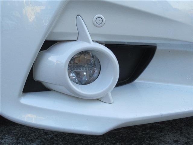 クラウン 　２．５　ハイブリッド　アスリートＧ　オートマチックハイビーム　ドライブレコーダー　Ｂｌｕｅｔｏｏｔｈ　ミュージックサーバ　シートヒーター　シートエアコン　クリアランスソナー　アイドリングストップ（9枚目）