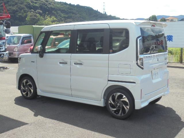 スペーシアカスタム ハイブリッドＸＳターボ　ハイブリッドＸＳターボ（４名）９インチナビフルセグＴＶ・全方位モニター・Ｂｌｕｅｔｏｏｔｈ・電動パーキング・ＬＥＤヘッドライト・プッシュスタート・スマートキー・両側パワースライドドア・走行４１２５ｋｍ（6枚目）