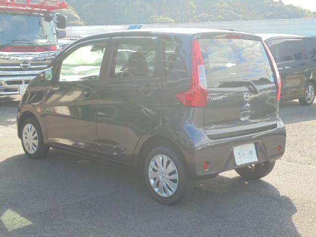 デイズ X エマージェンシーブレーキ・アラウンドビューモニター・フルセグTV・ナビ・Bluetooth・走行17719km・ワンオーナー・禁煙車(5枚目)