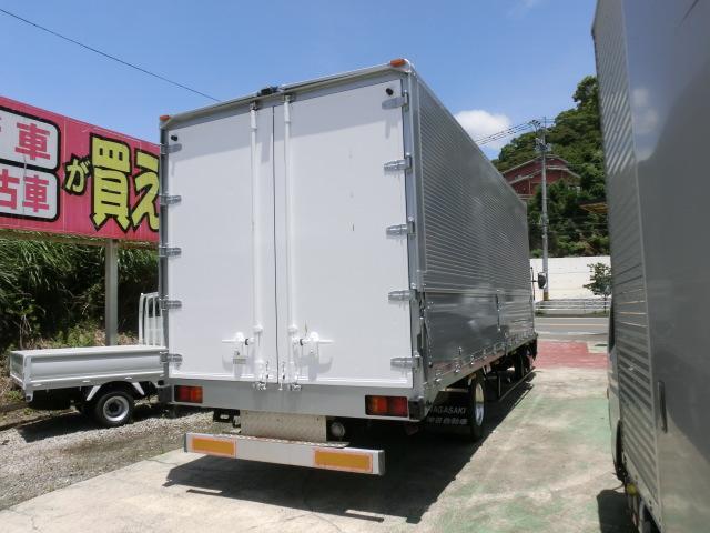 ヒノレンジャー 　ウイング　ワイドキャブ　エアサス　バックカメラ　ラッシングレール　アルミホイール導風板付　オートマ　運転席エアバッグ　修復歴無し（6枚目）