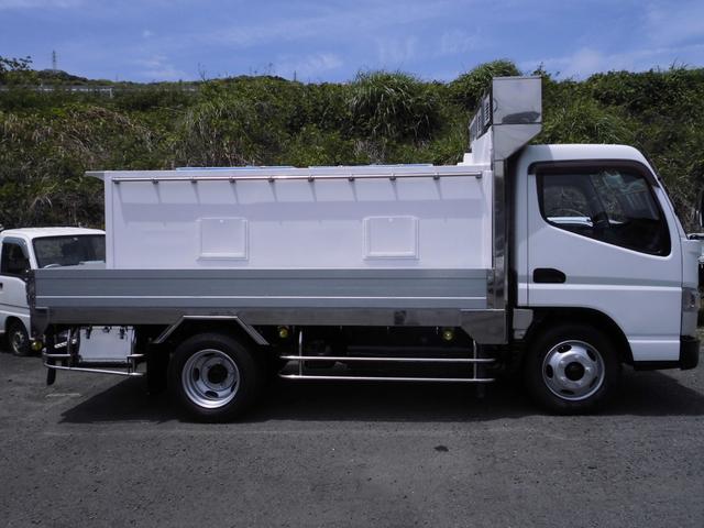 キャンター 　活魚運搬車　標準キャブ　３トンシャーシ　ボデーマリンシステム　２槽式水槽　キャブ塗装済（7枚目）