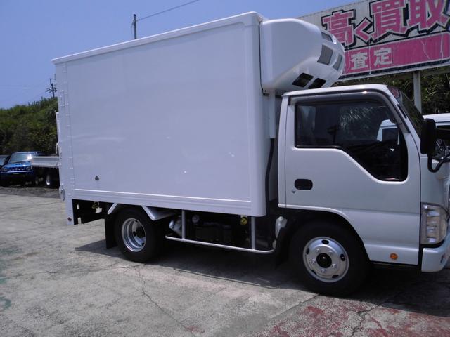 エルフトラック 　冷蔵冷凍車　標準キャブ　ショートボデー　パワーゲート付　ラッシングレール２段　床板ステンレス　サイドドア付（12枚目）