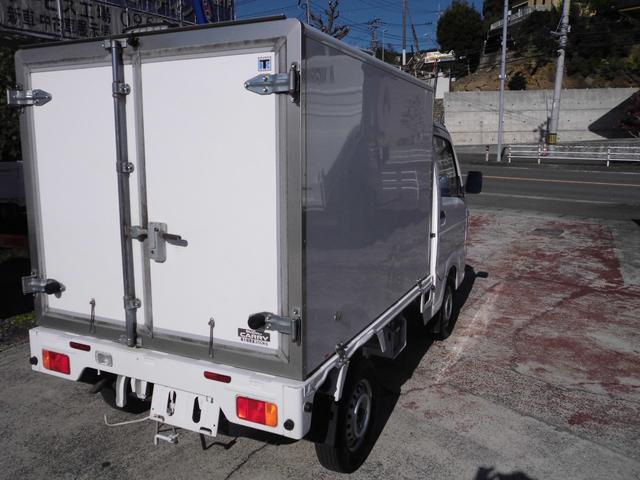 キャリイトラック 冷蔵冷凍車 エアコンパワステ パワーウインド ー20度設定 サイドドア付 ナビ テレビ バックカメラ オートマチック(7枚目)