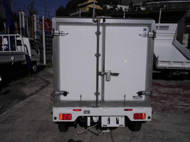 キャリイトラック 冷蔵冷凍車 エアコンパワステ パワーウインド ー20度設定 サイドドア付 ナビ テレビ バックカメラ オートマチック(9枚目)