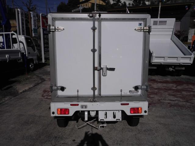 キャリイトラック 冷蔵冷凍車 エアコン パワステ パワーウインド ー20度設定 サイドドア付 ナビ テレビ バックカメラ オートマチック(9枚目)