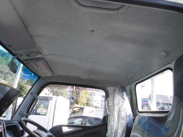 キャンター 　２トン　平ボデー　標準キャブ　ショートボデー　２トン積み　フルフラットロー　床鉄板張り　エアコン　パワステ　パワーウインド（18枚目）