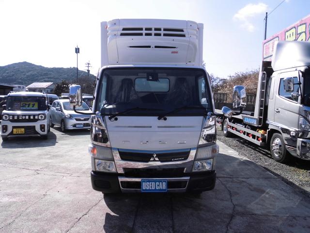 キャンター 　冷蔵冷凍車　標準キャブ　サイドドア付　ー３０度設定　床キーストン　バックカメラ　５速マニュアル　ラッシングレール　水抜穴２×２　ボデー内寸長さ４２５ｃｍ　幅１６６ｃｍ　高さ１８２ｃｍ（6枚目）