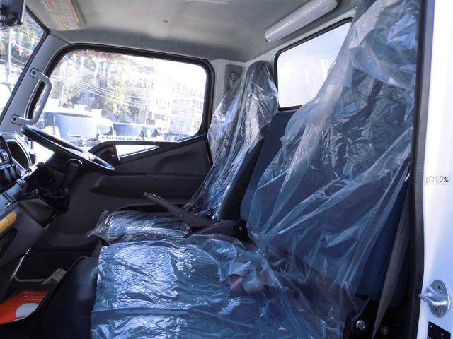 キャンター 　冷蔵冷凍車　標準キャブ　サイドドア付　ー３０度設定　床キーストン　バックカメラ　５速マニュアル　ラッシングレール　水抜穴２×２　ボデー内寸長さ４２５ｃｍ　幅１６６ｃｍ　高さ１８２ｃｍ（20枚目）