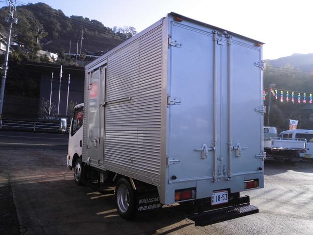 アトラストラック 　アルミバン　ドライバン　標準キャブ　フルフラットロー　２トン積み　全塗装済　バックカメラ付　ブレーキアシスト付　ディーゼル　６速オートマチック　ラッシングレール２段（14枚目）