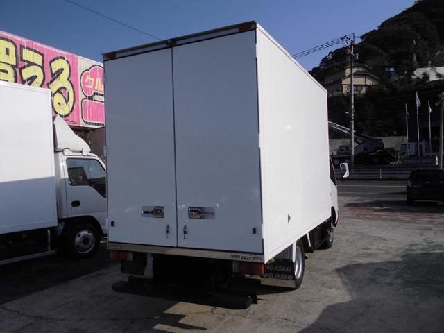 ダイナトラック 　アルミバン　保冷バン　フルフラットロー　２トン積み　保冷バン　バックカメラ　エアコン　パワステ　パワーウインド　床ステンレス　ボデー内寸長さ３３０ｃｍ　幅１７５ｃｍ　高さ２００ｃｍ（4枚目）