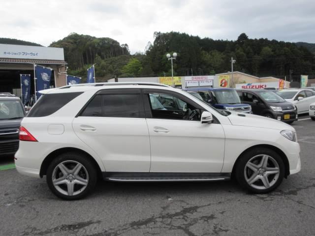 ML350 ブルーテック 4MATIC サンルーフ 純正ナビ(5枚目)