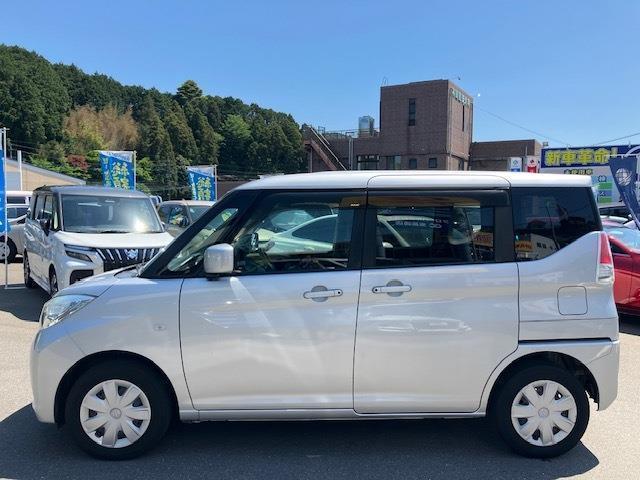ソリオ Ｇアイドリングストップ　１．２　Ｇ　セーフティーサポート無し　ナビ　ワンセグＴＶ　ミュージックプレーヤー　ＥＴＣ　片側パワースライドドア（8枚目）
