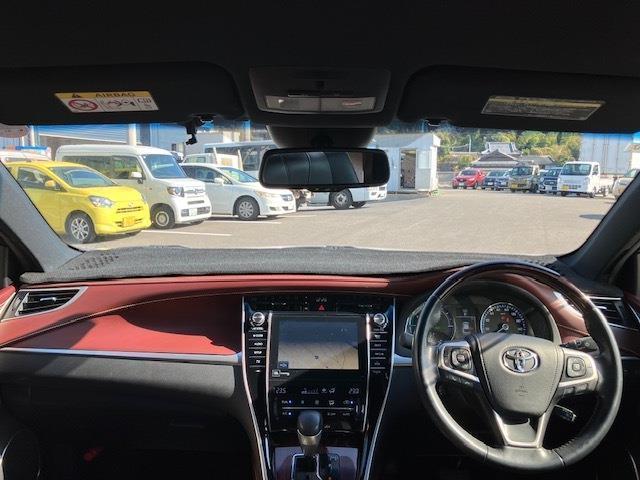 ハリアーハイブリッド プレミアム　アドバンスドパッケージ　メーカーナビ・ＪＢＬサウンド・４ＷＤ（10枚目）