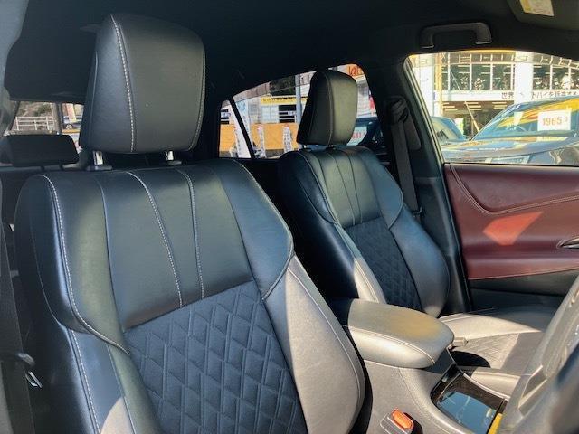 ハリアーハイブリッド プレミアム　アドバンスドパッケージ　メーカーナビ・ＪＢＬサウンド・４ＷＤ（13枚目）