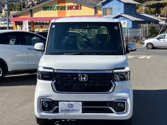 Ｎ－ＢＯＸカスタム ターボ　届け出済未使用車　マット　バイザー　ＥＴＣ　両側電動スライドドア　後席テーブル　フォグランプ（2枚目）