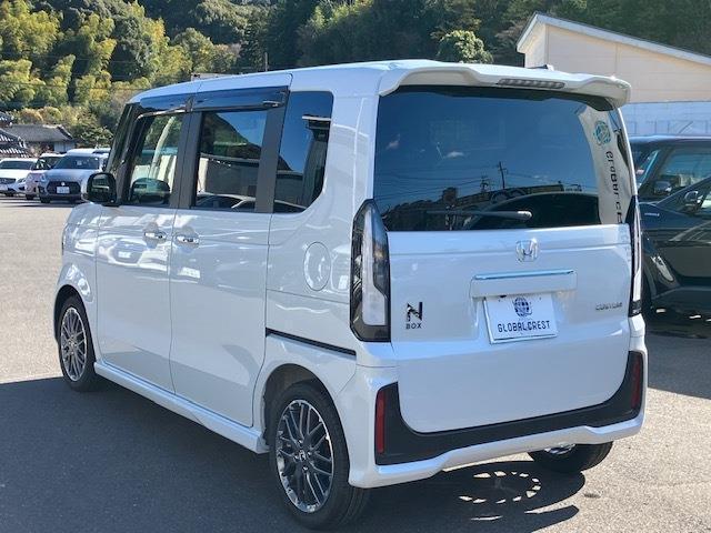 Ｎ－ＢＯＸカスタム ターボ　届け出済未使用車　マット　バイザー　ＥＴＣ　両側電動スライドドア　後席テーブル　フォグランプ（7枚目）