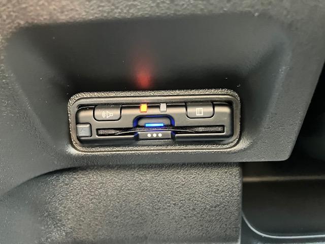 Ｎ－ＢＯＸカスタム ターボ　届け出済未使用車　マット　バイザー　ＥＴＣ　両側電動スライドドア　後席テーブル　フォグランプ（22枚目）