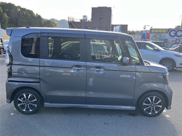 Ｎ－ＢＯＸ 　カスタム　Ｇ・Ｌ　ナビ　フルセグＴＶ　Ｂｌｕｅｔｏｏｔｈ　バックカメラ　ＥＴＣ　電動スライドドア（4枚目）