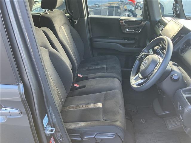 Ｎ－ＢＯＸ 　カスタム　Ｇ・Ｌ　ナビ　フルセグＴＶ　Ｂｌｕｅｔｏｏｔｈ　バックカメラ　ＥＴＣ　電動スライドドア（9枚目）