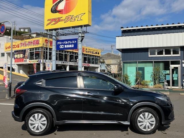 ヴェゼル 1.5 HYBRID ワンオーナー 社外ナビ バックカメラ フルセグTV ETC ドライブレコーダー(3枚目)