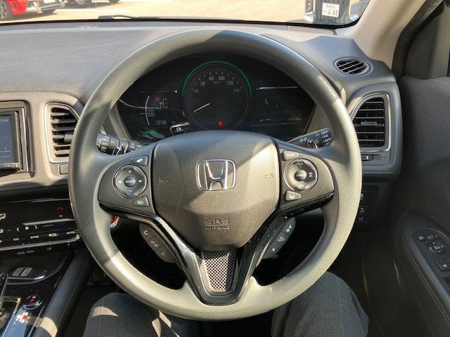 ヴェゼル 1.5 HYBRID ワンオーナー 社外ナビ バックカメラ フルセグTV ETC ドライブレコーダー(11枚目)