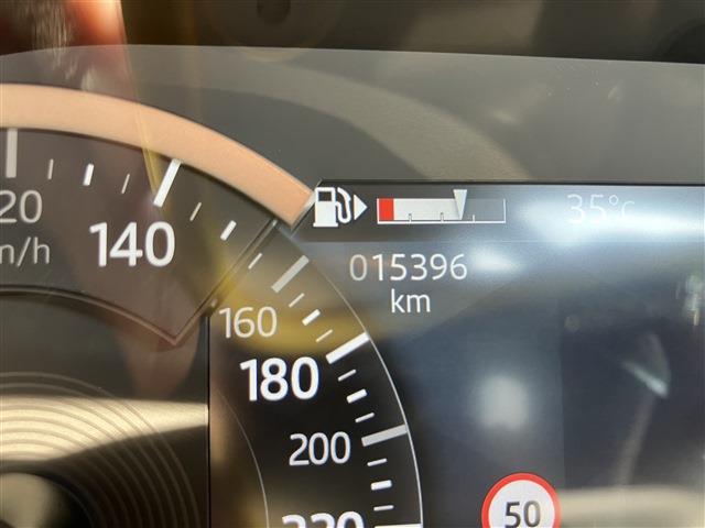 XF R-ダイナミック ブラック P250 サンルーフ・レザーシート・特別塗装色・ワンオーナー(23枚目)