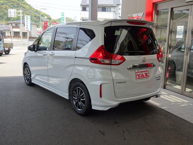 フリードハイブリッド ホンダ ハイブリッド モデューロｘ ホンダセンシング ９インチナビ フルセグ バックカメラ スマートキー 両側パワースライド ホンダセンシング ｅｔｃ ｌｅｄ ドライブレコーダー ハーフレザーシート 純正アルミ 登録済未使用車の中古車詳細