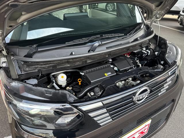 ルークス Ｘ　メモリーナビ　フルセグ　アラウンドビューモニター　インテリキー　両側パワースライド　エマージェンシーブレーキ　ＬＥＤ（24枚目）