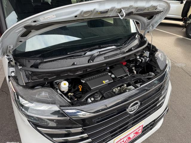 ルークス ハイウェイスター　Ｘ　９インチナビ　フルセグ　アラウンドビューモニター　エマージェンシーブレーキ　インテリキー　ＬＥＤ　両側パワースライド　純正アルミ（26枚目）