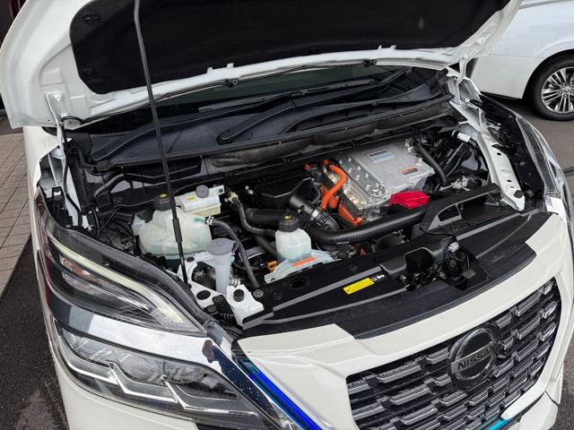 セレナ ｅ－パワー　ハイウェイスターＶ　９インチナビ　フルセグ　アラウンドビューモニター　両側パワースライド　インテリキー　フリップダウンモニター　プロパイロット　ＥＴＣ　ＬＥＤ　純正アルミ　インパルエアロ　デジタルミラー　ドラレコ（28枚目）