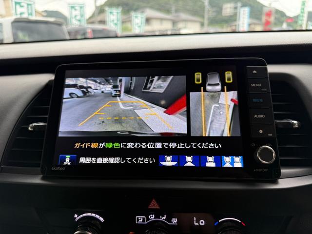 フィット ｅ：ＨＥＶ　ＲＳ　９インチナビ　フルセグ　バックカメラ　スマートキー　ホンダセンシング　ドライブレコーダー　ＥＴＣ　ＬＥＤ　純正アルミ（17枚目）