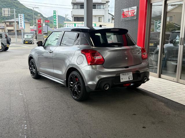 スイフトスポーツ ＺＣ３３Ｓ　ファイナルエディション　全方位カメラ　スマートキー　シートヒーター　ＬＥＤ　純正アルミ　セーフティサポート　クルーズコントロール（3枚目）