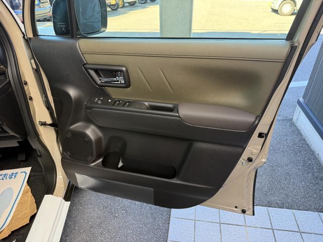 ご納車のお渡し前も当社のメカニックが最善の整備をしますので、ご安心下さい。