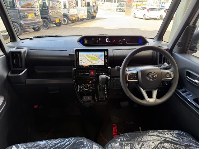 タント カスタムＲＳ　８インチナビ　フルセグ　バックカメラ　両側パワースライド　スマートキー　スマートアシスト　ＬＥＤ　シートヒーター　クルーズコントロール　純正アルミ　ＥＴＣ（4枚目）